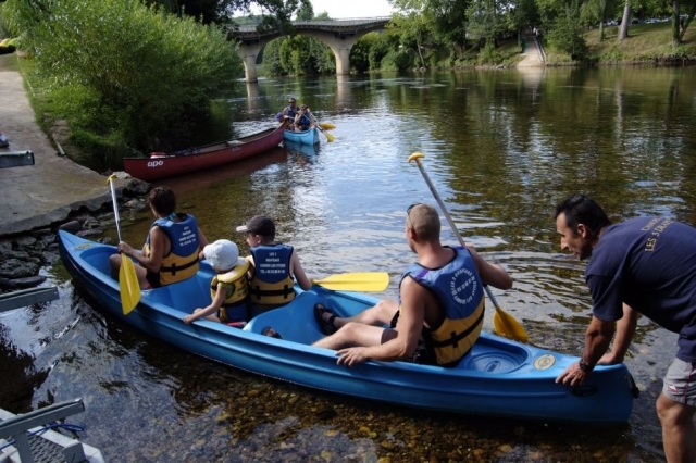  Adelanle para la aventura familiar en canoa 